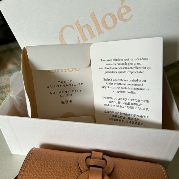 CHLOE Peach Bloom Darryl Wallet / small trifold nwt - Picture 8 of 9
